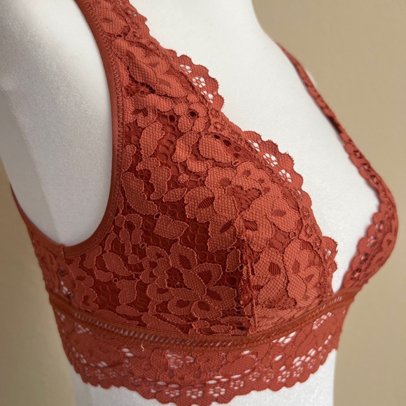 Victoria’s Secret All over Lace Deep V neck Bralette-XS - Picture 2 of 4